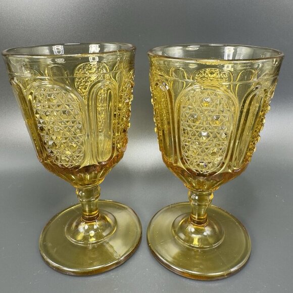 L G Wright Amber Glass Cups Goblet Set 2 Manganese 365nm Green UV Glow Cups - Picture 2 of 15